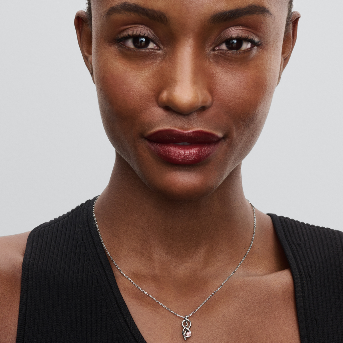 Infinity Knot Collier Necklace